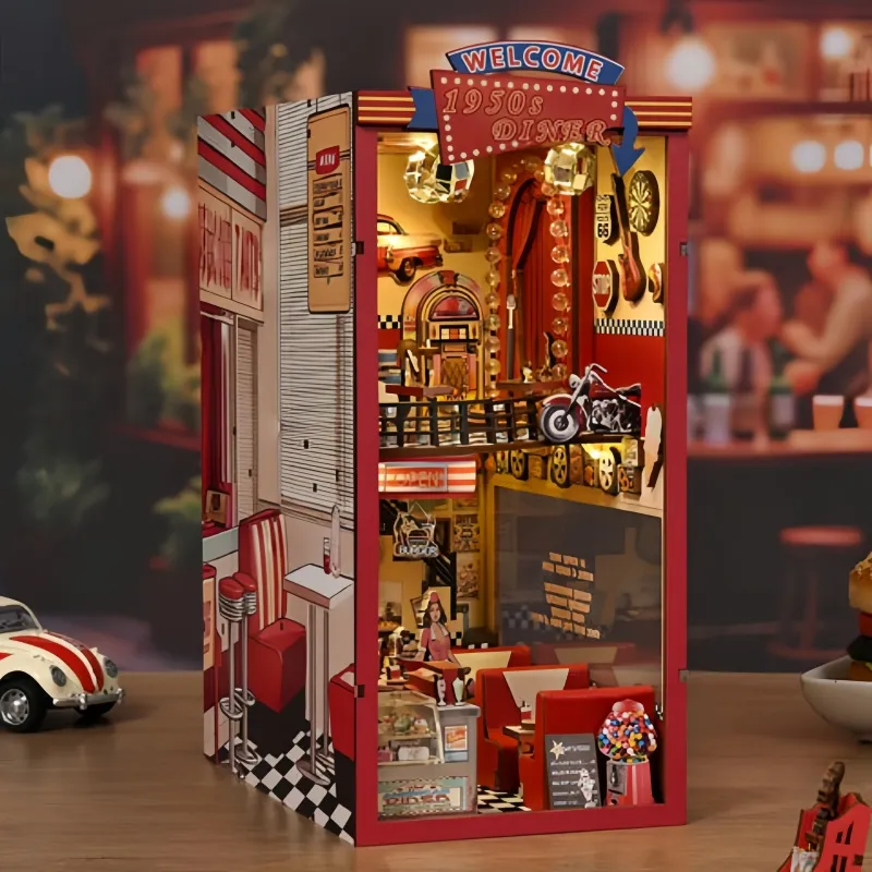 Book Nook - 1950s Diner - Image 4