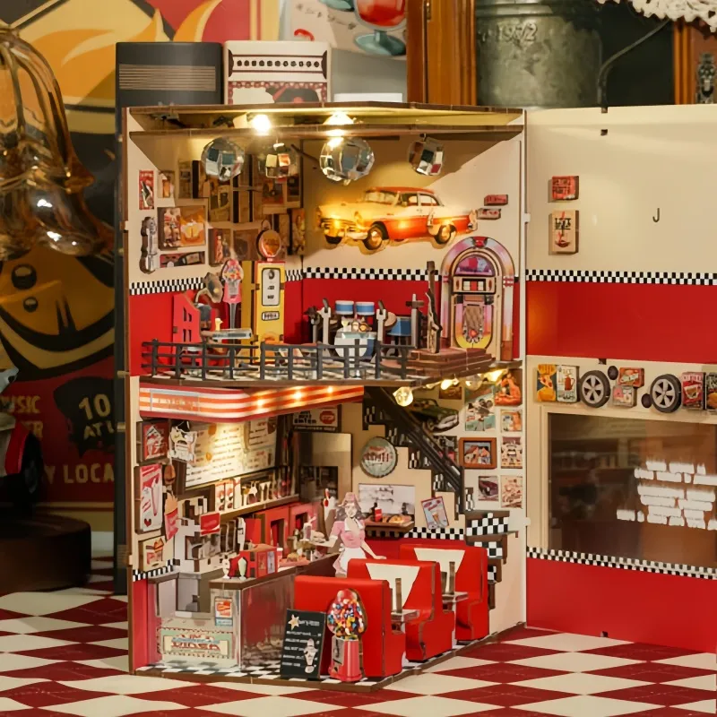 Book Nook - 1950s Diner - Image 6