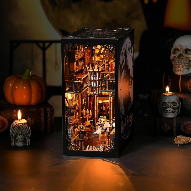 Book Nook - Dark Family - Image 4