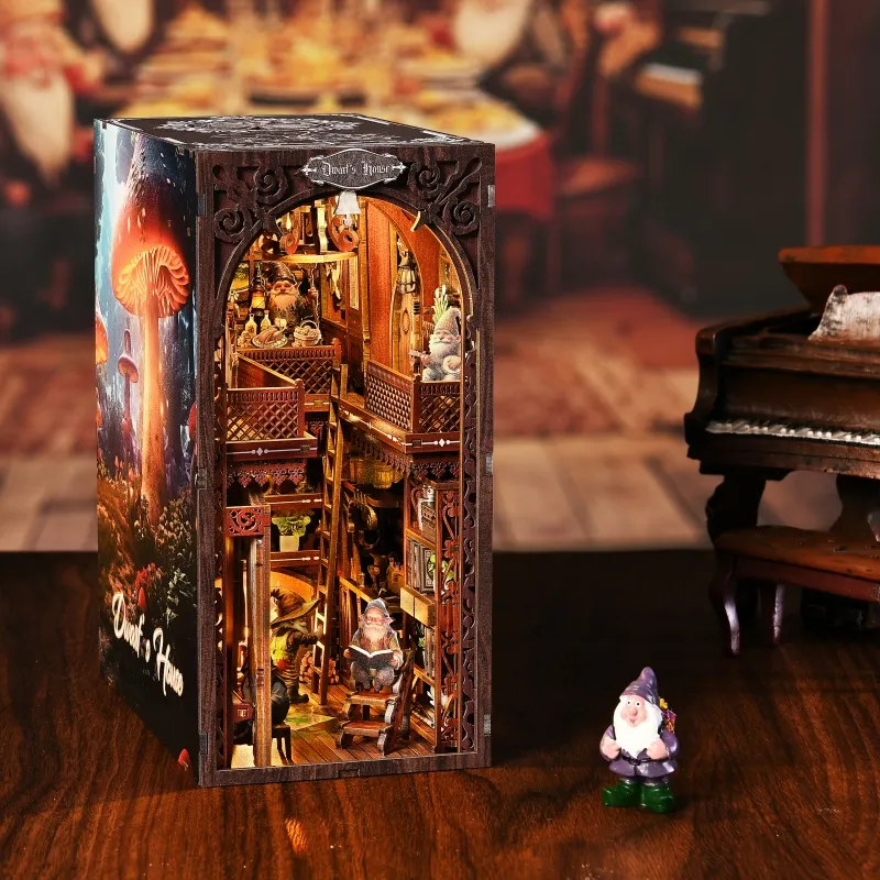 Book Nook - Dwarf's House - Image 3