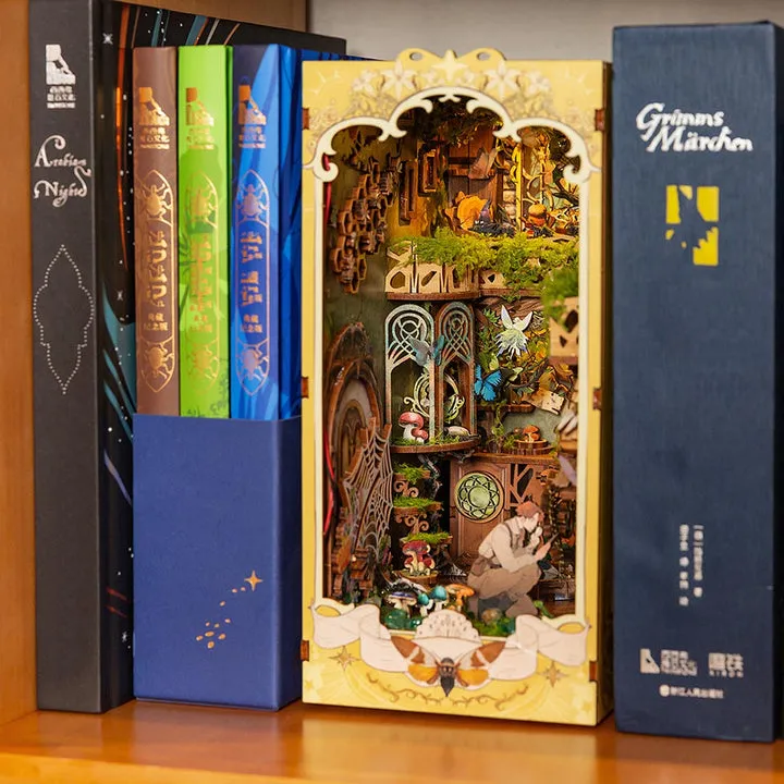 Book Nook - Insect Story - Image 4