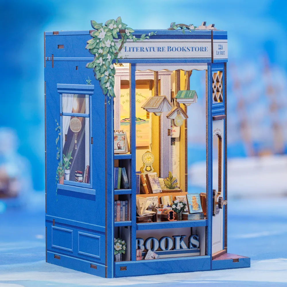Book Nook - Literature Bookstore - Image 6