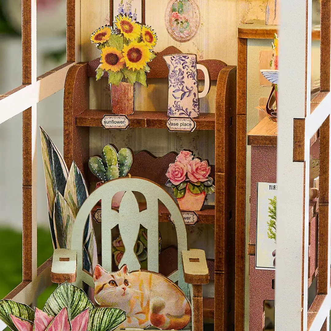 Book Nook - Lucky Flower House - Image 5