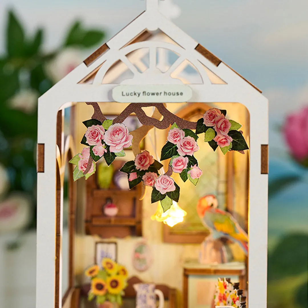 Book Nook - Lucky Flower House - Image 7