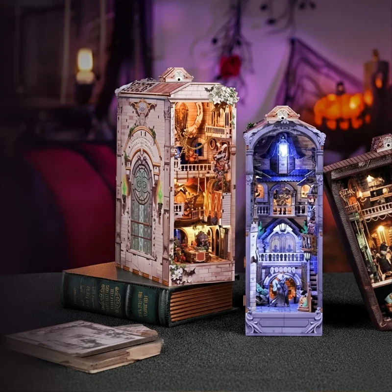 Book Nook - Monster Carnival - Image 4