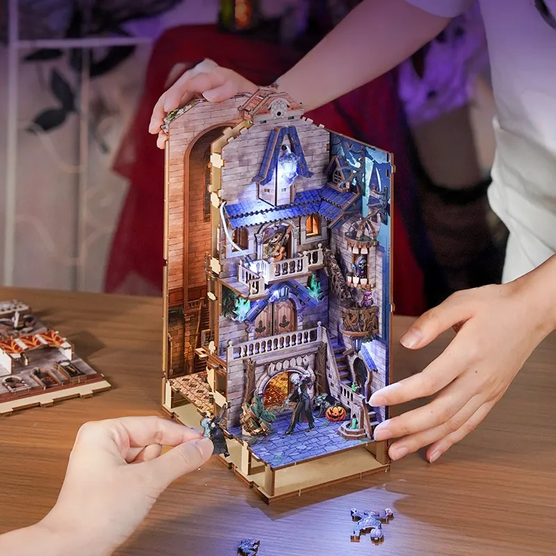 Book Nook - Monster Carnival - Image 5