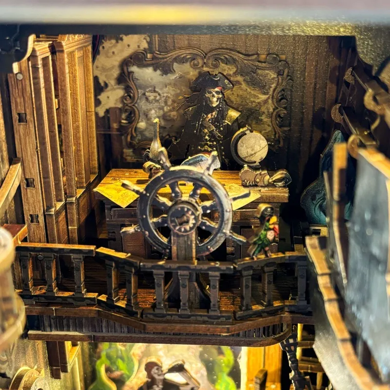 Book Nook - New World Ghost Ship - Image 8