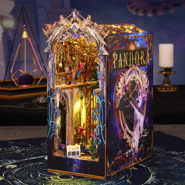 Book Nook - Pandora's Box - Image 3