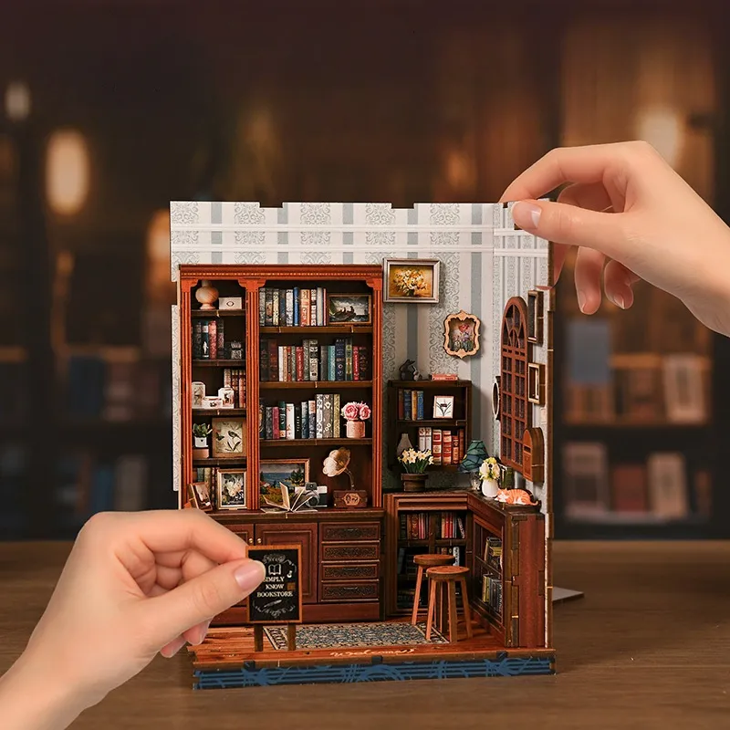 Book Nook - Pergola Reading Room - Image 5