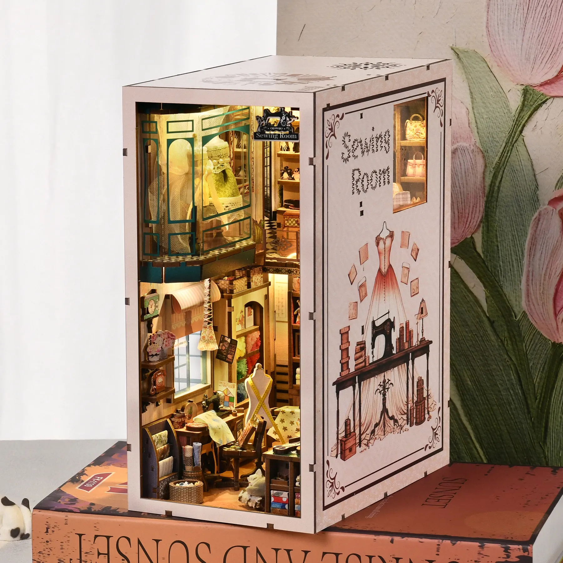 Book Nook - Sewing Room - Image 3