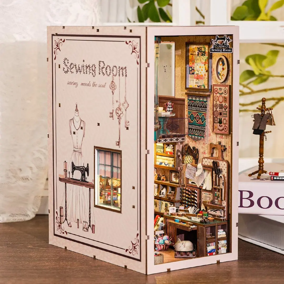Book Nook - Sewing Room - Image 6