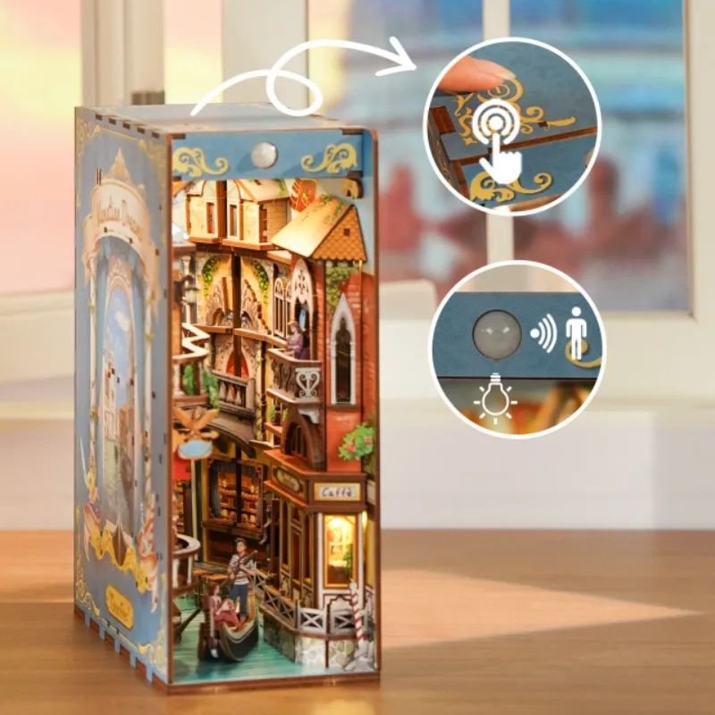 Book Nook - Venetian Dreams - Image 3