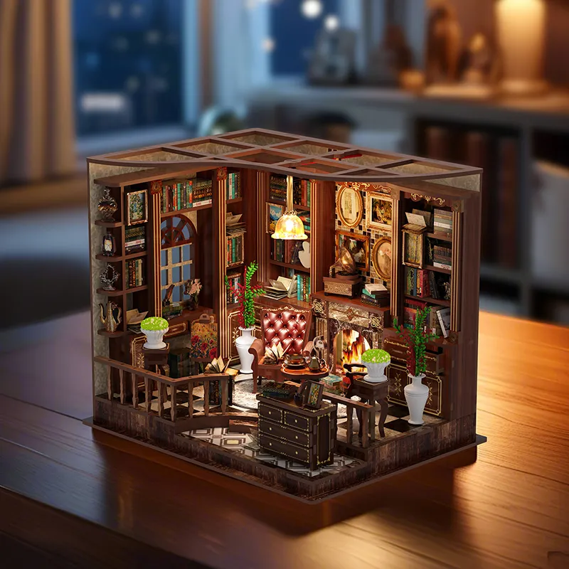 Miniatur Haus - Left Bank Study - Image 4